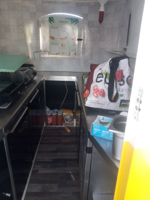 Elétrico Lisboa venda ambulante