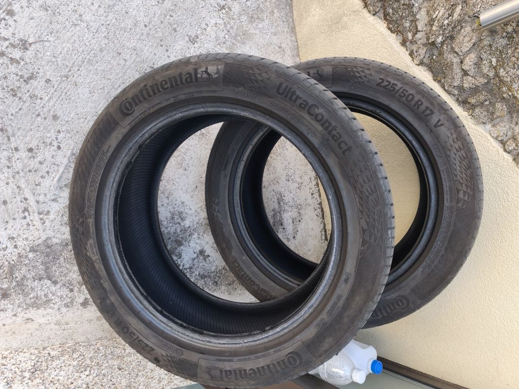 Pneus Continental UltraContact 225/50 R17