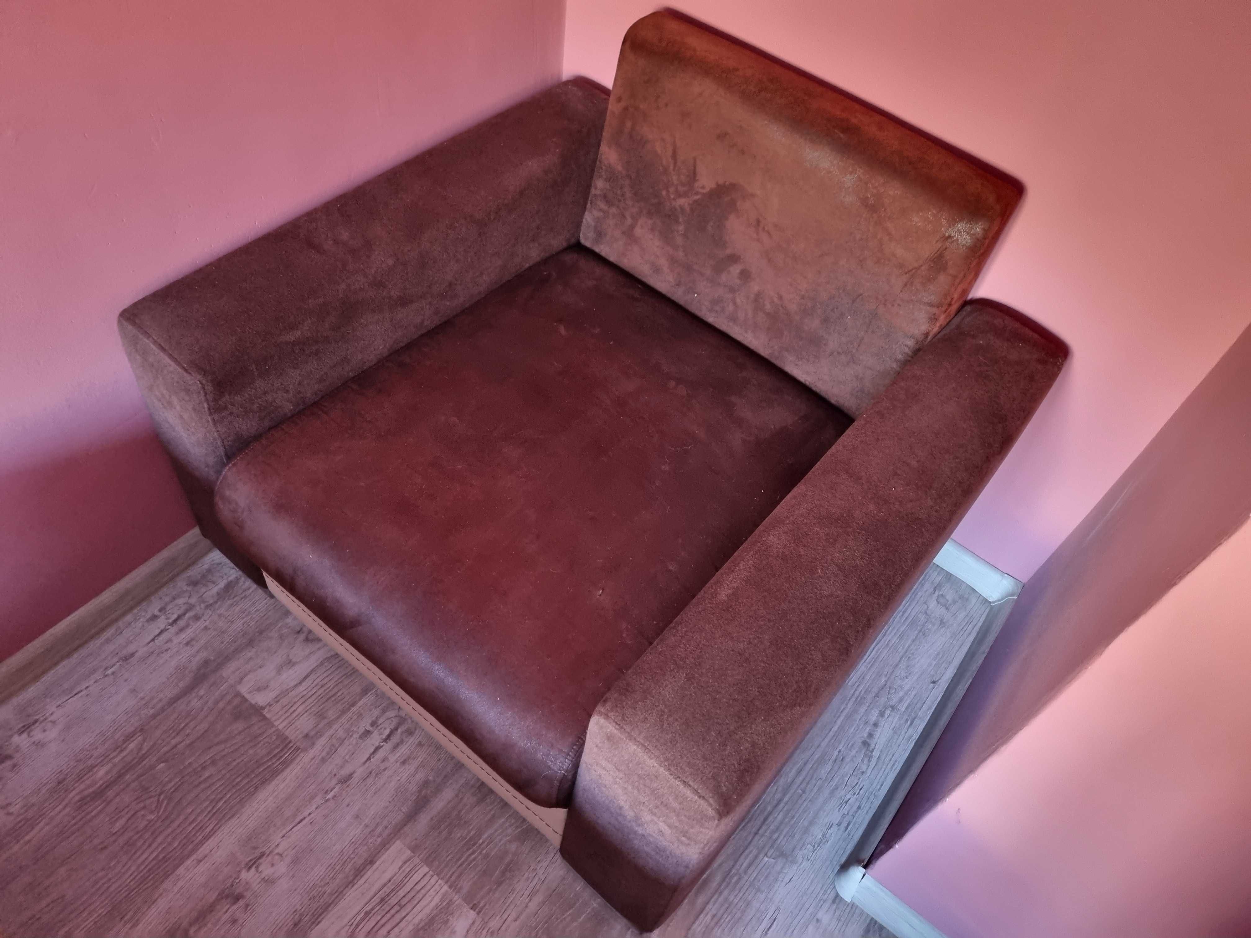 Fotel z materiału