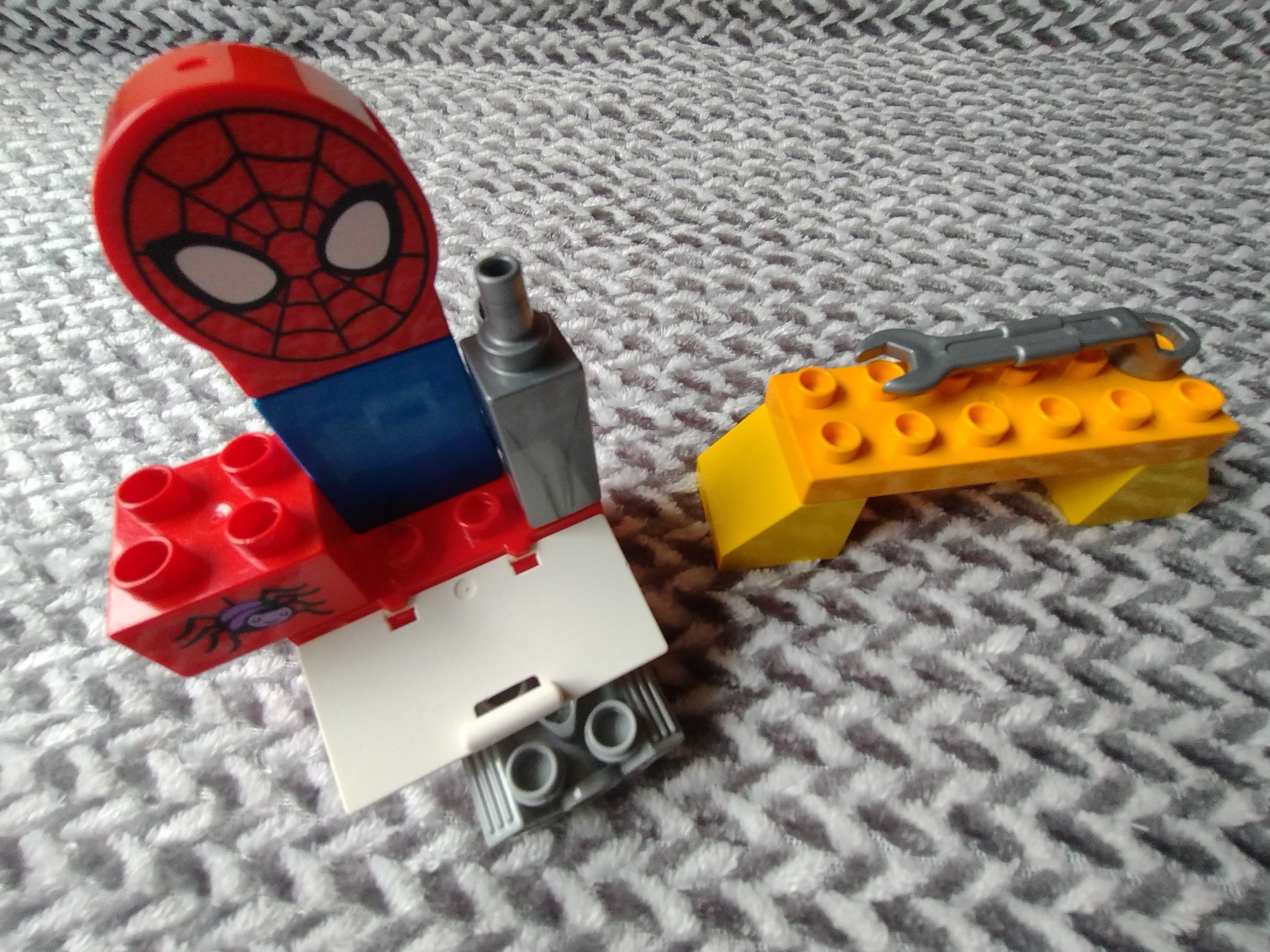 Lego Duplo 10607 Motocyklowy warsztat Spider Mana Spiderman