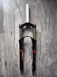 Marzocchi Bomber 2006 MX Comp ETA 105mm Lagi igła, Wybiera liście Krk