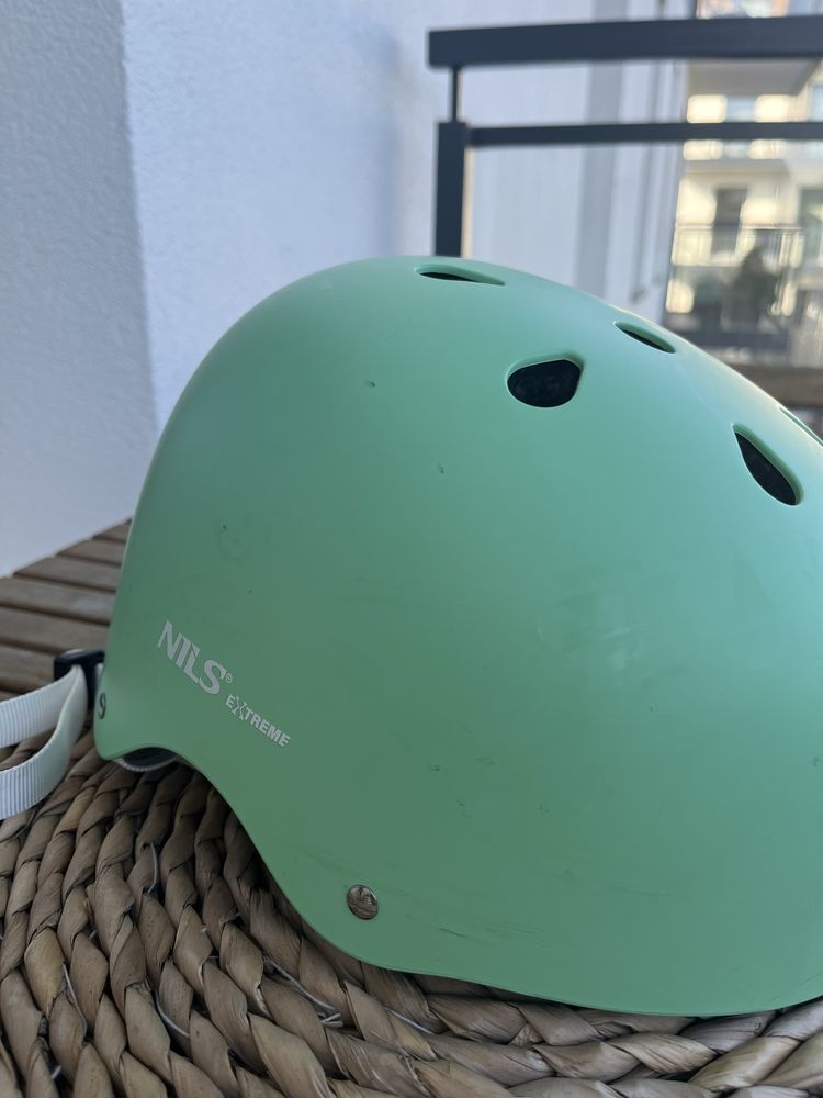 Kask rowerowy NILS L