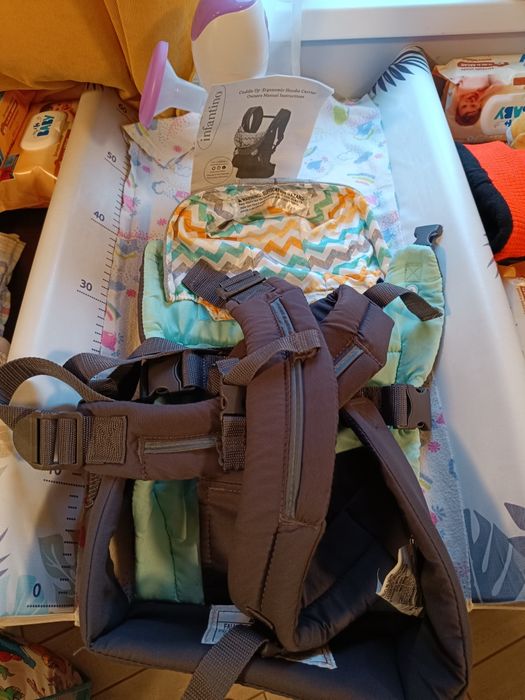 Продам два классных слинга 0+