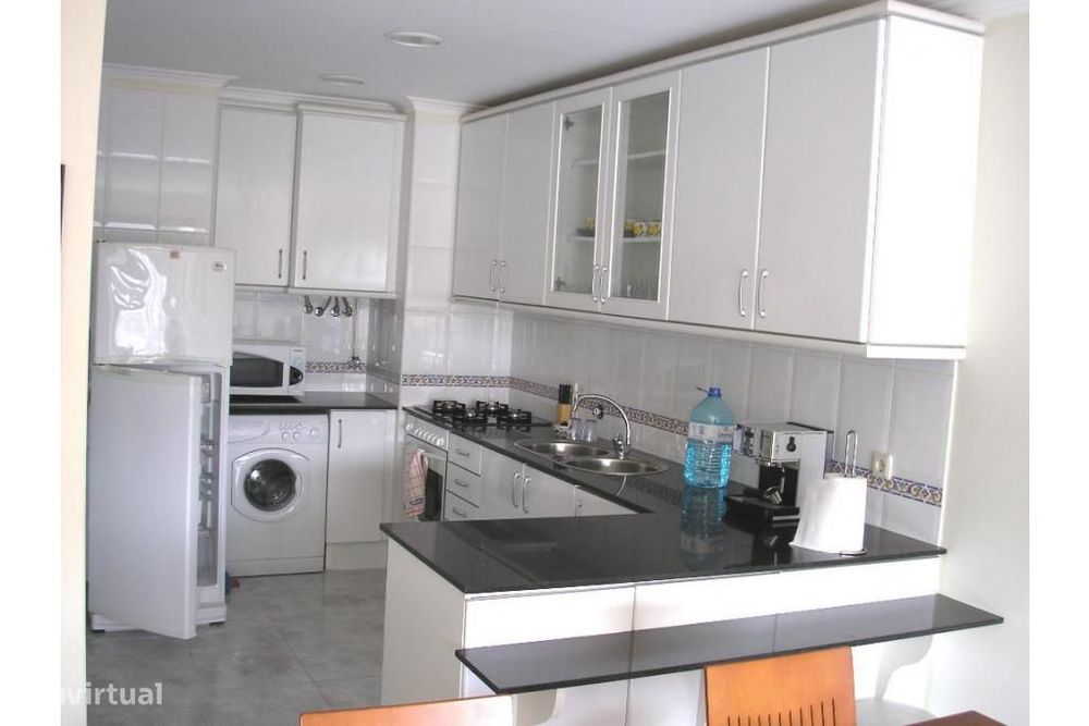 Apartamento t2 vistas mar viana.