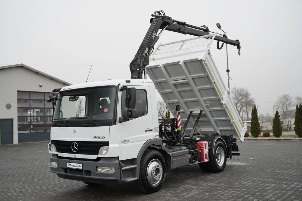 Mercedes-Benz ATEGO 1218 / 4x2 / WYWROTKA + HDS HIAB 0088 BS-3  / PILOT  /MANUAL