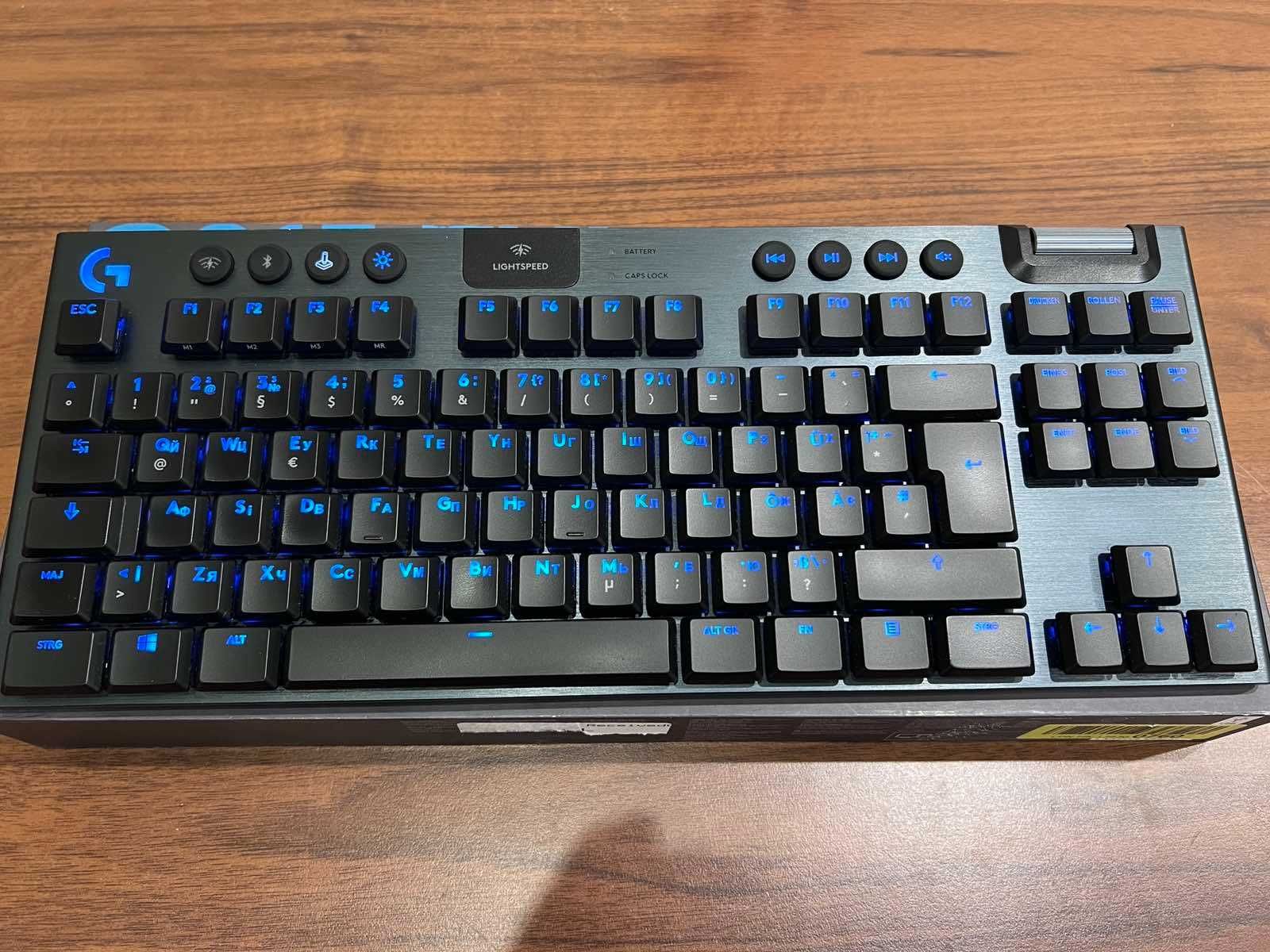 Механічна клавіатура Logitech G915 TKL RGB GL Tactile коричневі свічі