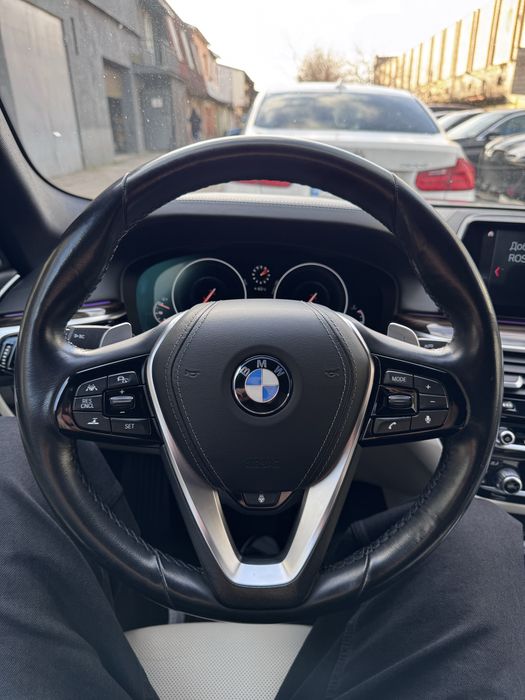 Руль BMW G30 б/у