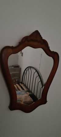 Espelho antigo em madeira maciça