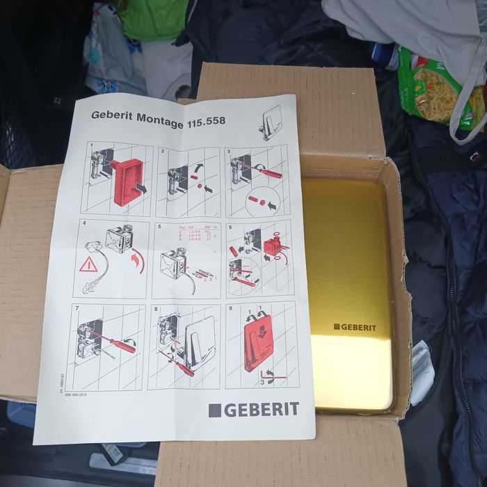 Elektroniczny sterownik spłukiwania pisuaru Geberit"