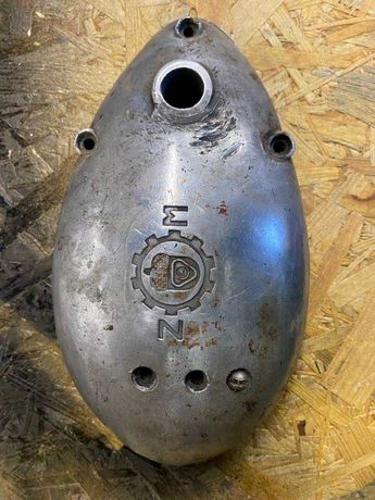 Cylinder z tłokiem, pokrywa silnika WSK 125 stolik górny WFM 125