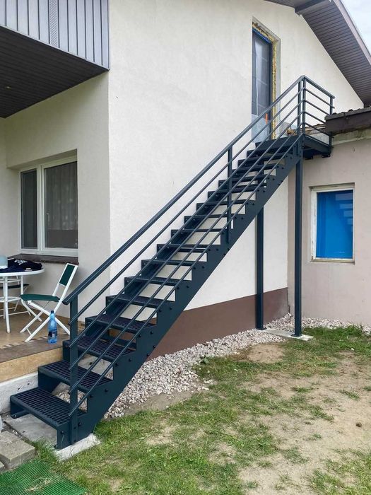 Schody metalowe krata wema