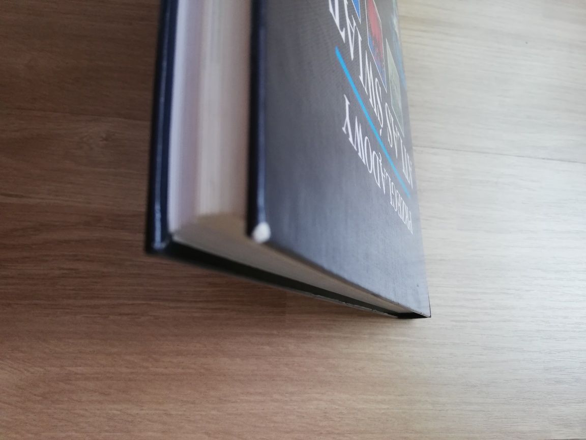 Przeglądowy atlas świata twarda oprawa