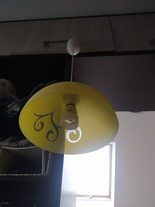 Lampa wiszącą do pokoju dziecięcego