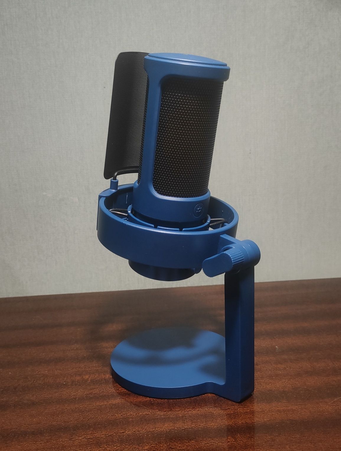 Настольный микрофон Fifine A8 синий