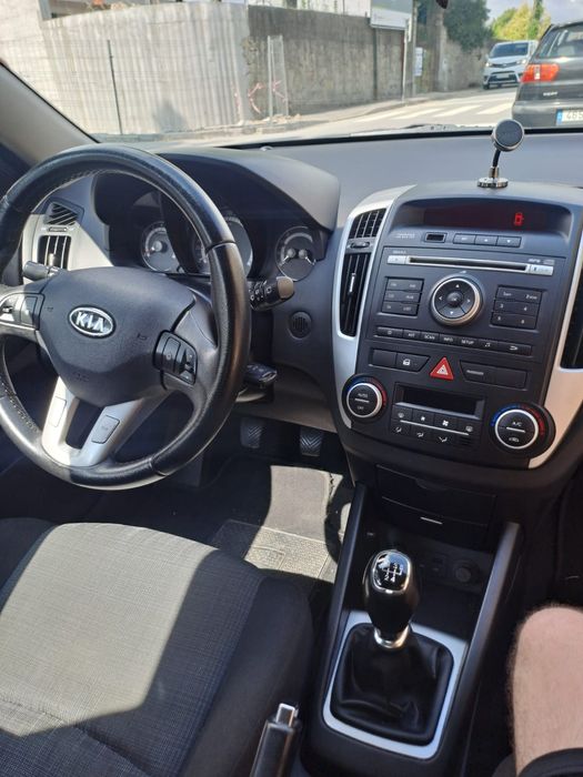Kia Ceed 2010 - Gasolina