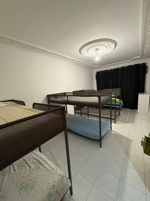 Arrendo quartos compartilhados, t3  com dois alevadores!