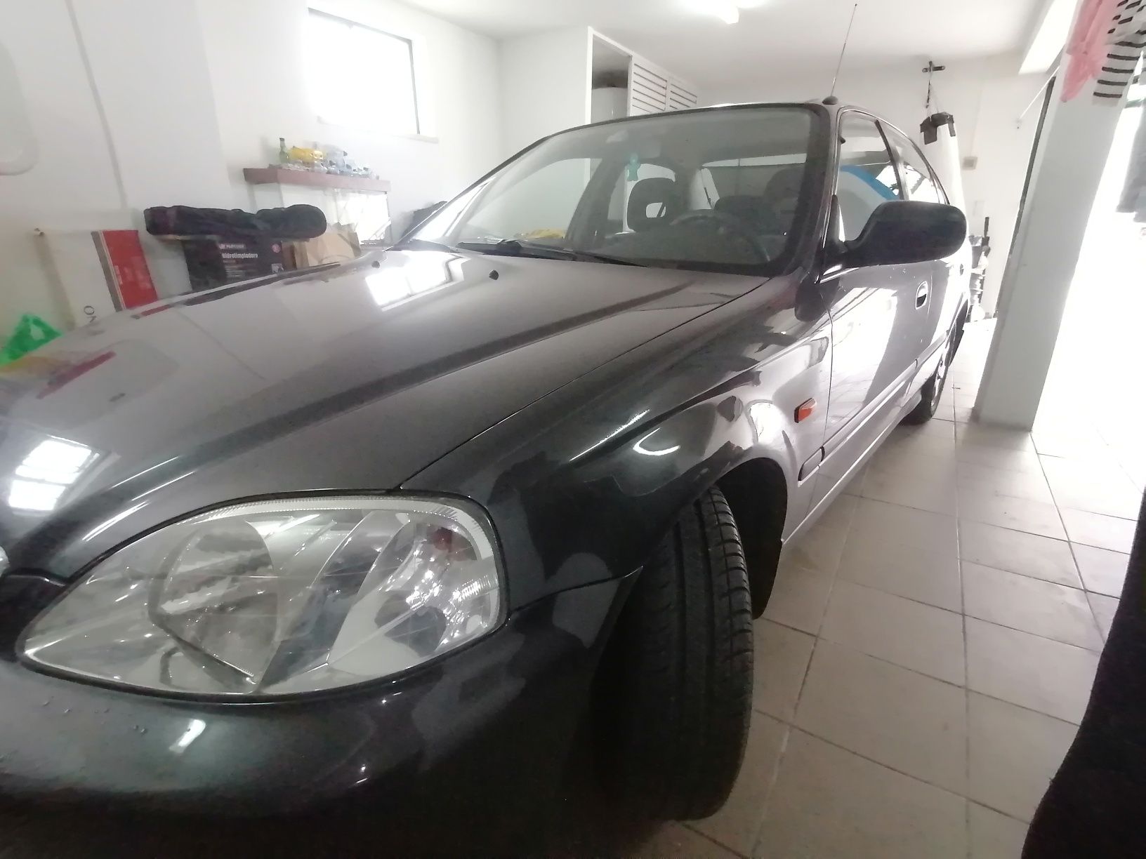 Honda Civic 1.5 iLS, 115 CV, 4 Portas