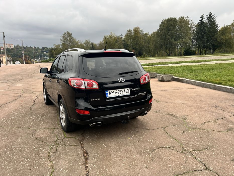 Hyundai Santa Fe 2  2011