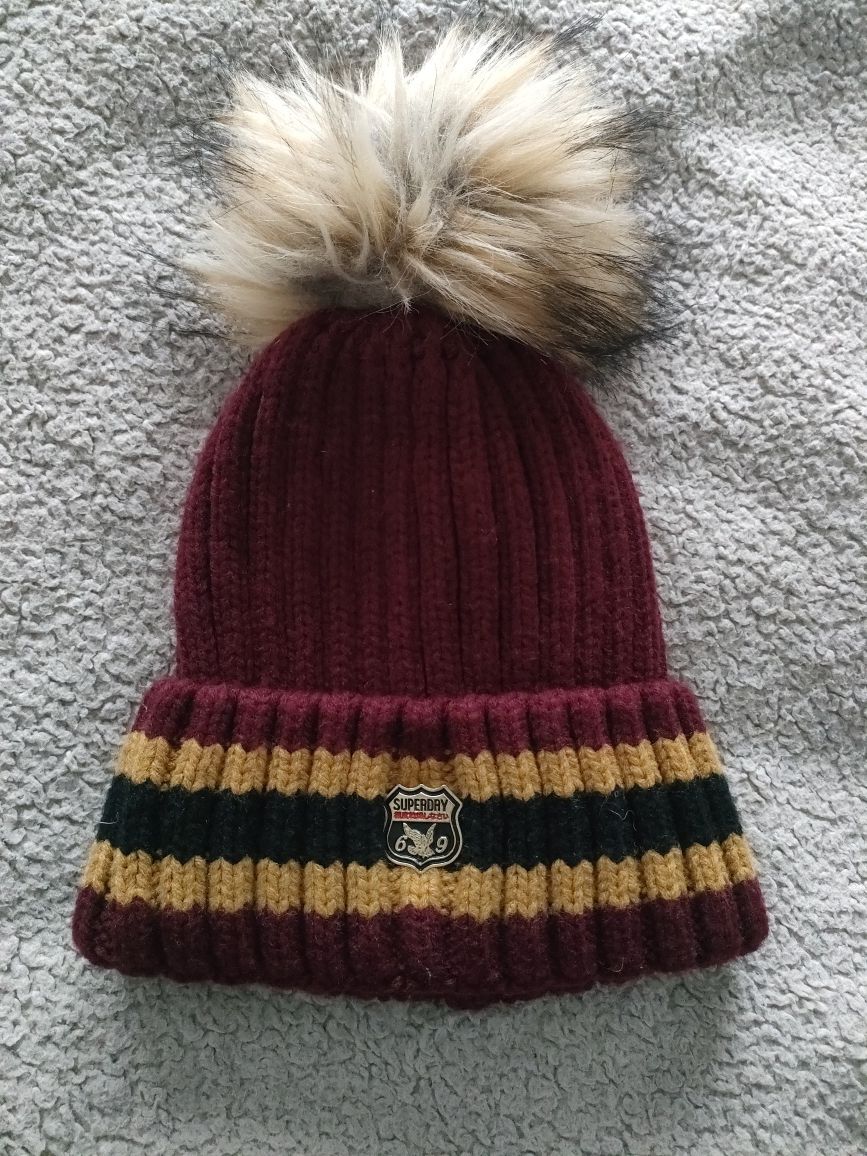 Czapka damska Superdry