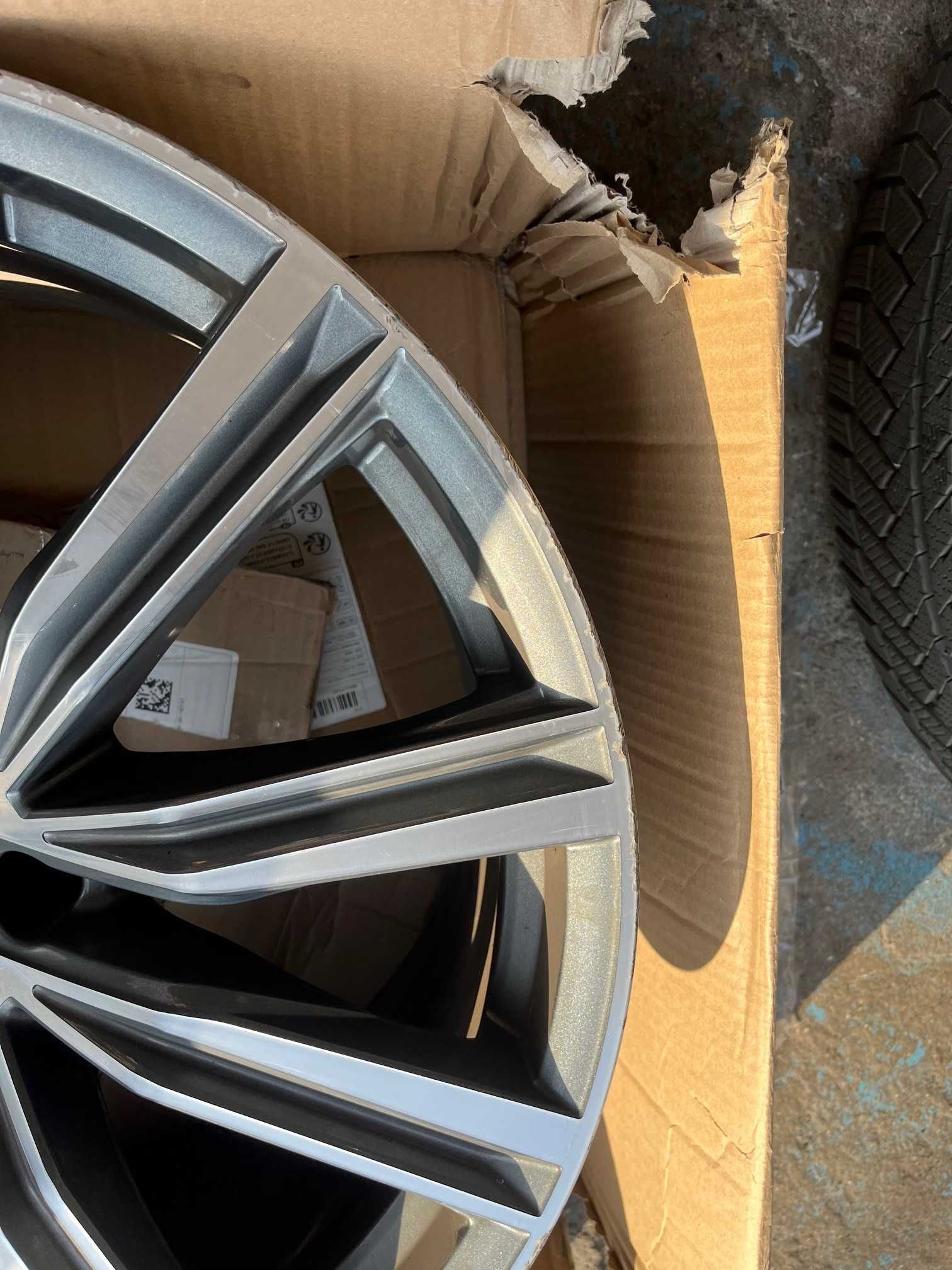 Oryginalna FELGA Audi Q8 S-line 4M8 21 cali 5x112, q7