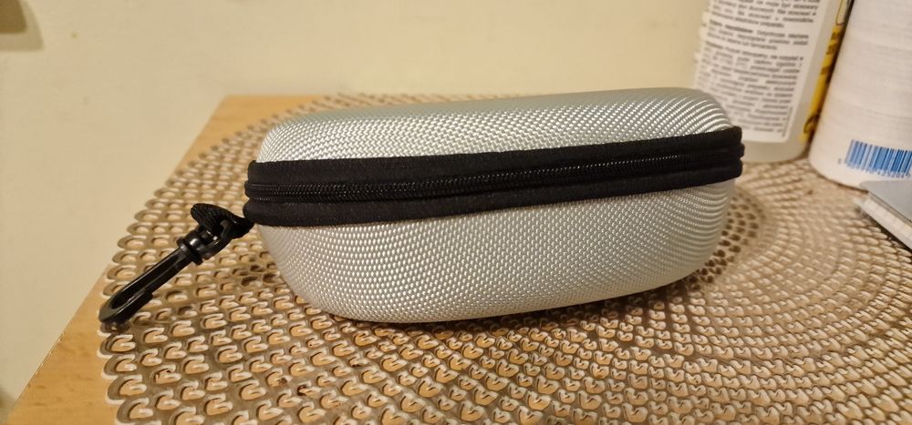 Okulary do nocnej jazdy.