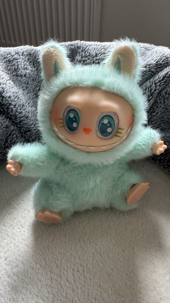 Labubu Maskotka Pluszak  Have a Seat The Monsters
