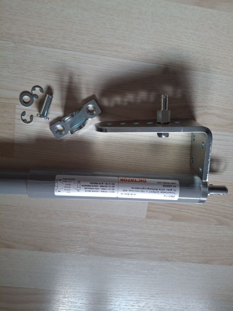 Samozamykacz Direkt 150