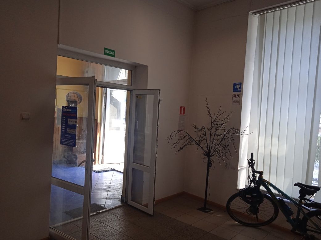 Оренда приміщення магазину 26.3 кв.м центр Львова, вул. Франка