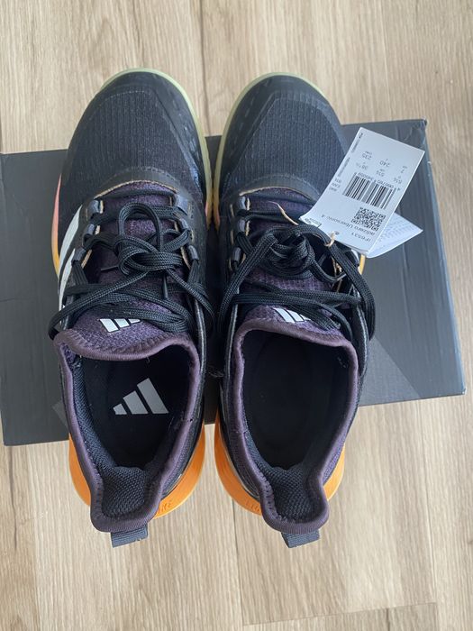 Tenis Adidas Ubersonic 4