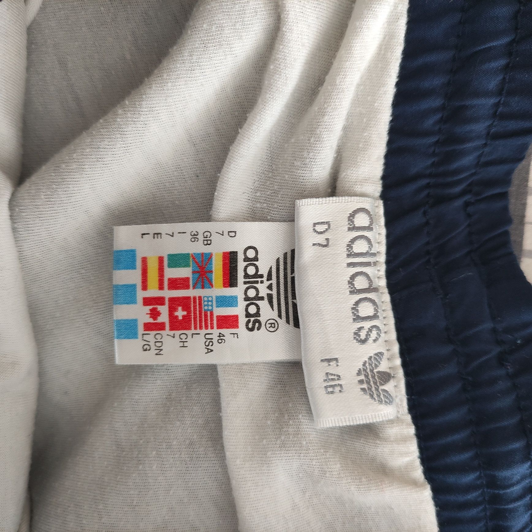 Spodenki Adidas.
