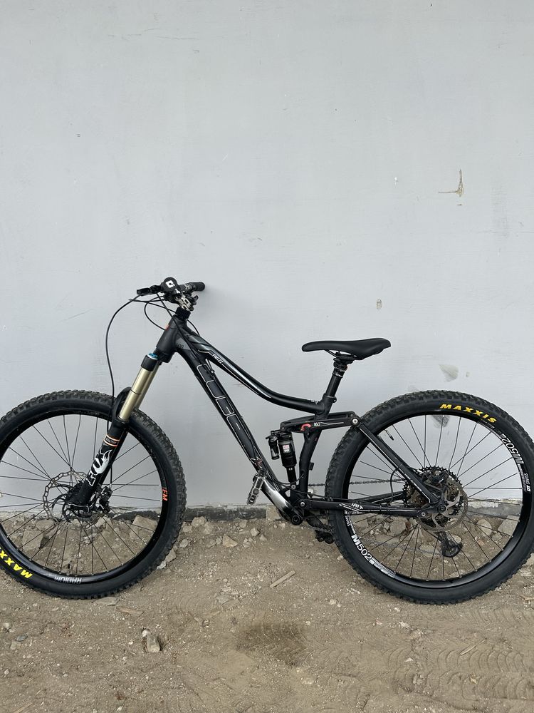 Rower full mtb .Cube stereo 160 s27  , Fox