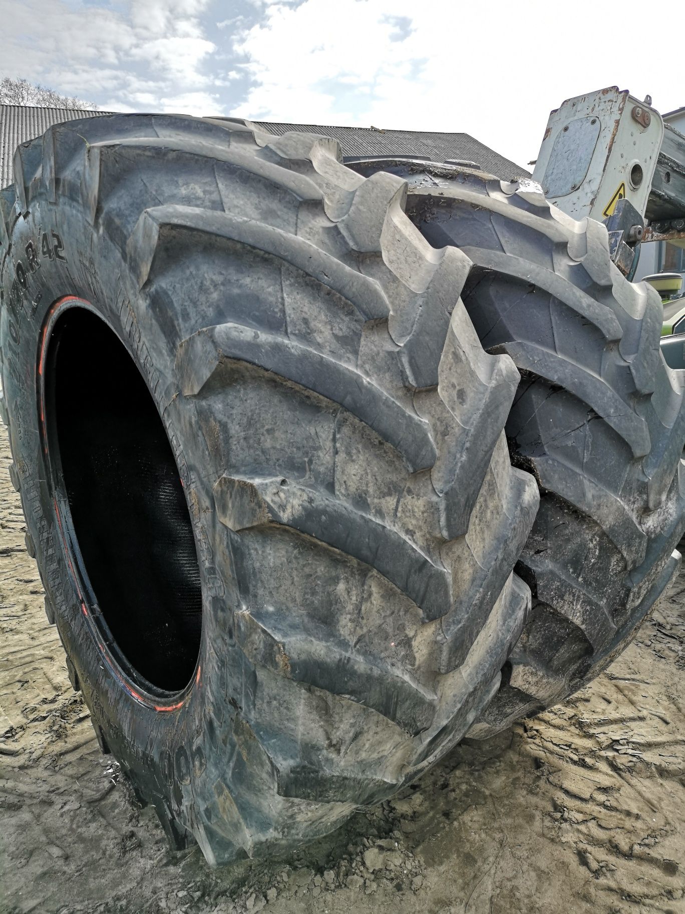 Komplet Trelleborg 710/70r42