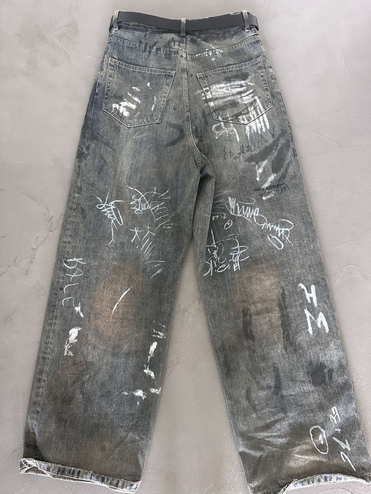 balenciaga graffiti jeans + belt balenciaga в подарок, playboi carti