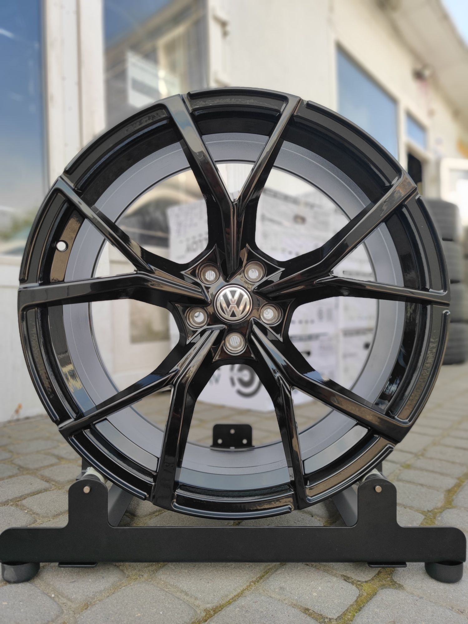 Диски нові 21 5*112  для Volkswagen Tuareg R-Line