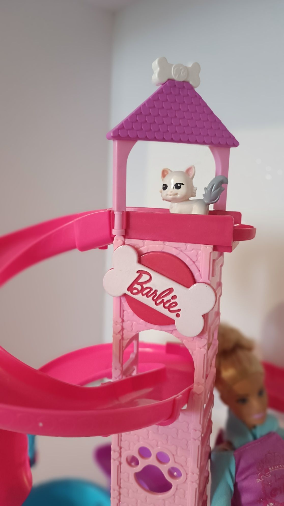 Майданчик для тваринок Mattel Гірка карусель басейн горка Барбі Барби