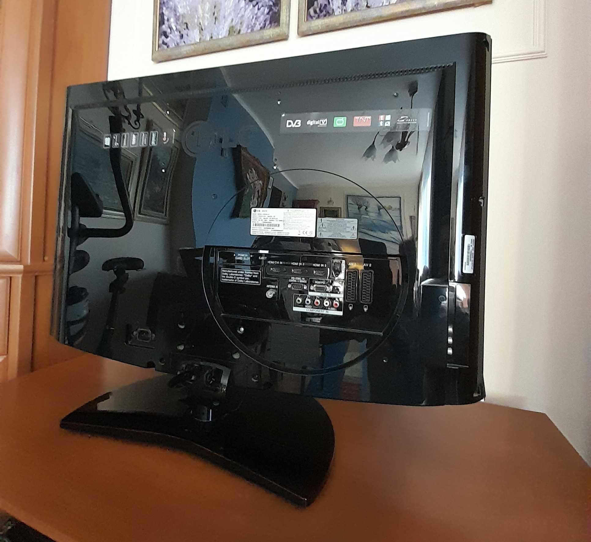 Telewizor LG 32 cale, stan bardzo dobry