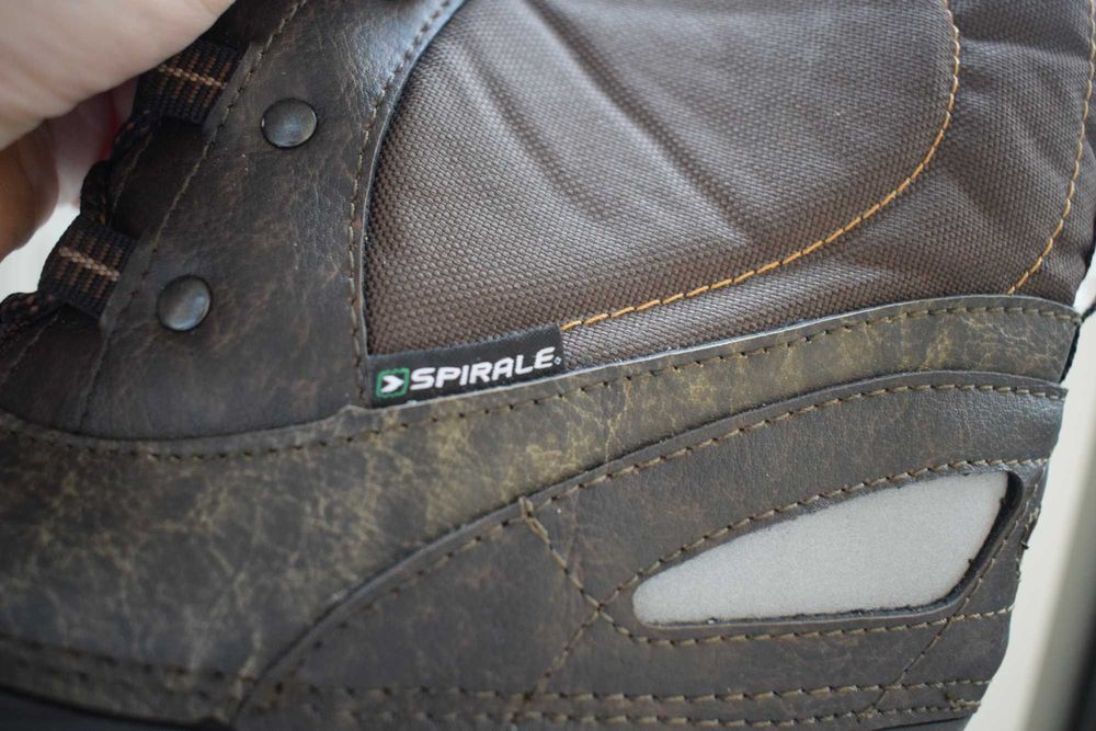 зимние ботинки черевики сноубутсы калоша Spirale р. 7/41 26 см