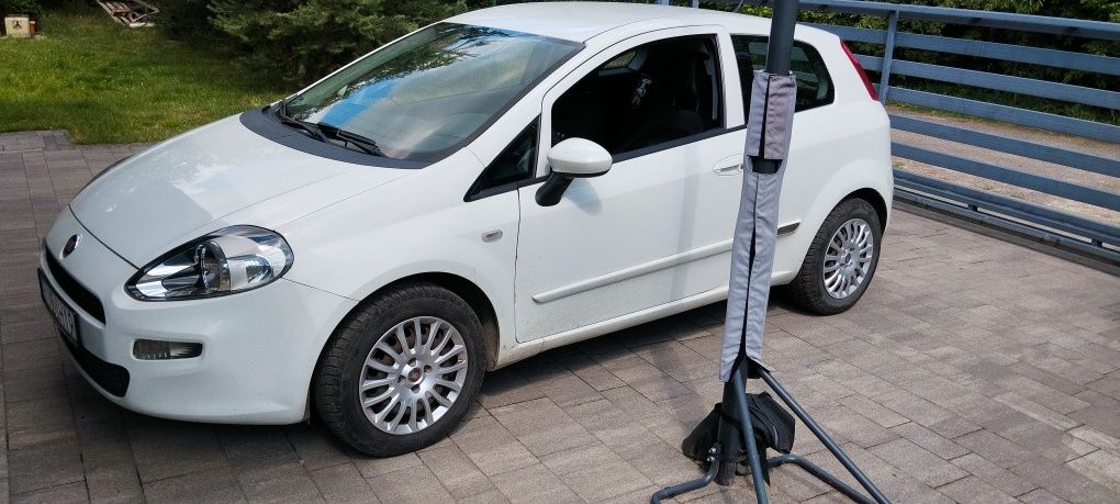 Fiat Punto bardzo dobry stan.