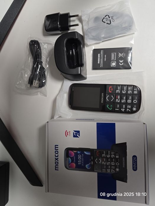 Nowy telefon dla seniora Maxcom MM724 z gwarancją