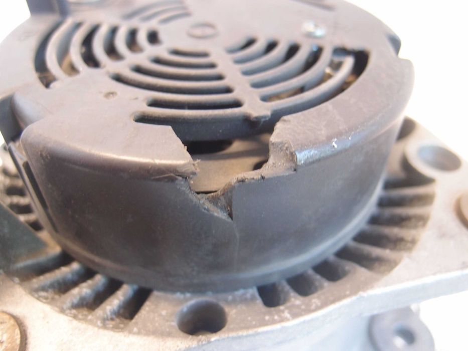 Alternator Vw golf 3 1.9D 90km