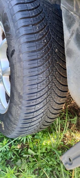 Koła Zimowe 215/65 R16 Goodyear ~ Nissan Qashqai J10 5x114,3