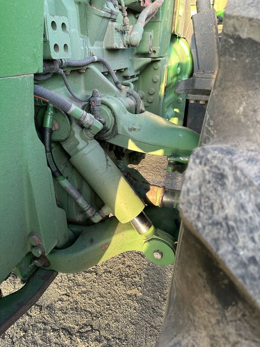 Трактор John Deere 8345R