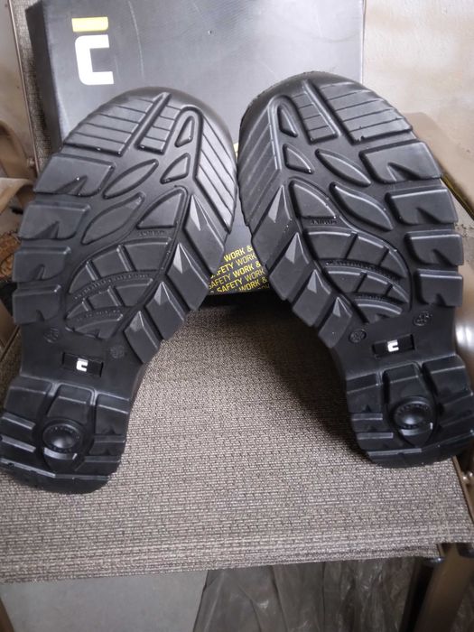 Buty zawodowe wysokie rozmiar 45