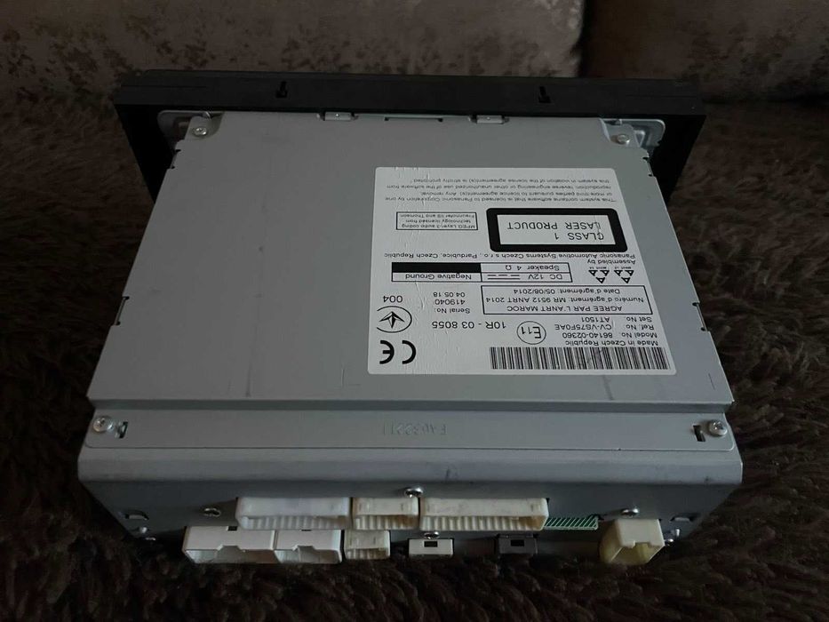 Оригінальна магнитола cd mp3 toyota auris