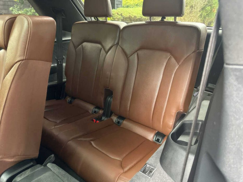 Audi Q7 quattro Premium Plus      2017