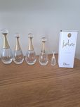 Conjunto de frascos de perfume vazios