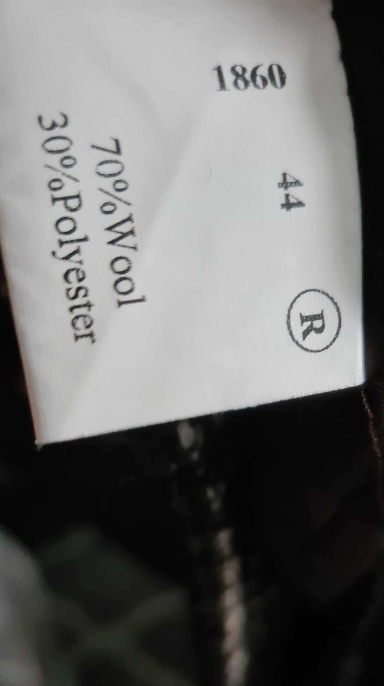 Carla F damski płaszcz wełniany na stójce roz 44