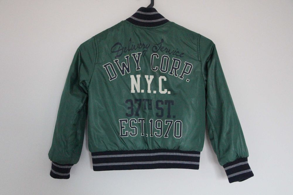 Blusão Benetton. Rapaz. 4-5 anos.