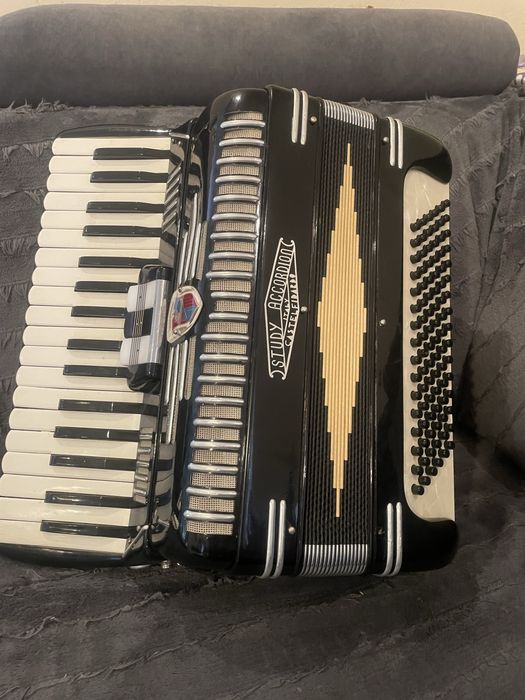 Akordeon 96 basow