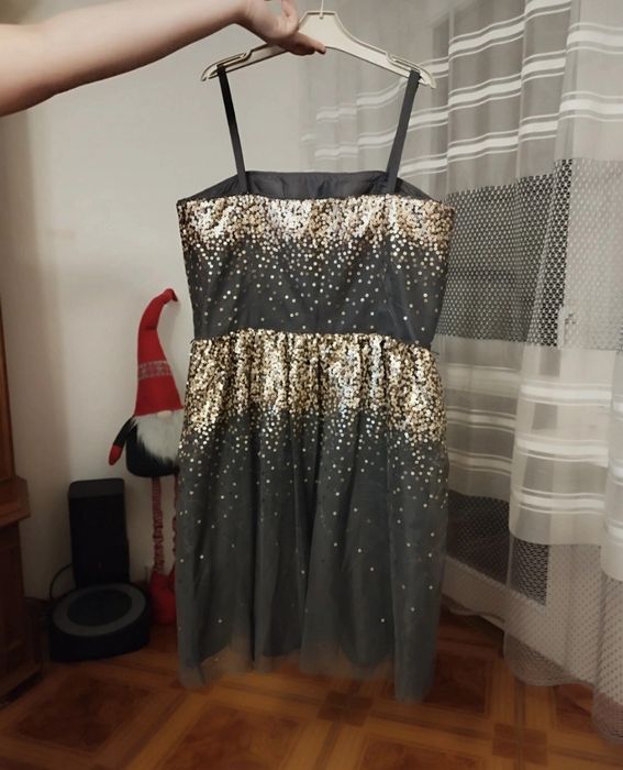 Sukienka cekiny karnawał